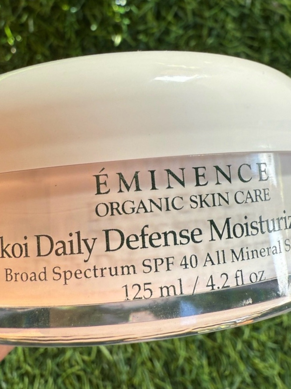 Éminence Koi Daily Defense Moisturizer SPF 40 - White